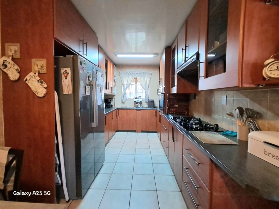 3 Bedroom Property for Sale in Vaalpark Free State